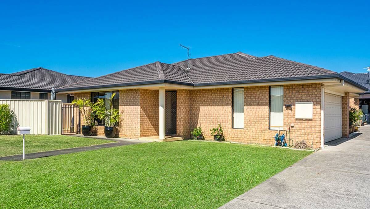 This duplex at 1/39 Bottlebrush Crescent, Evans Head is on the market. Photo: Supplied 