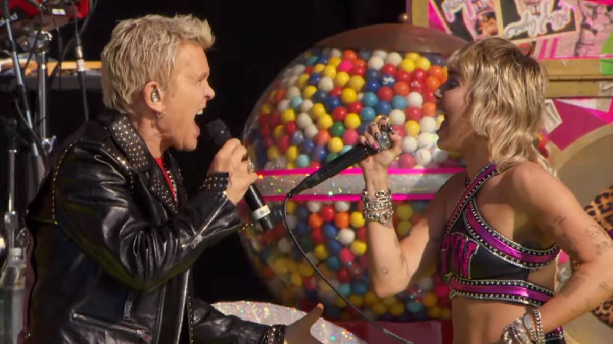 Billy Idol and Miley Cyrus in action. Photo: screen shot