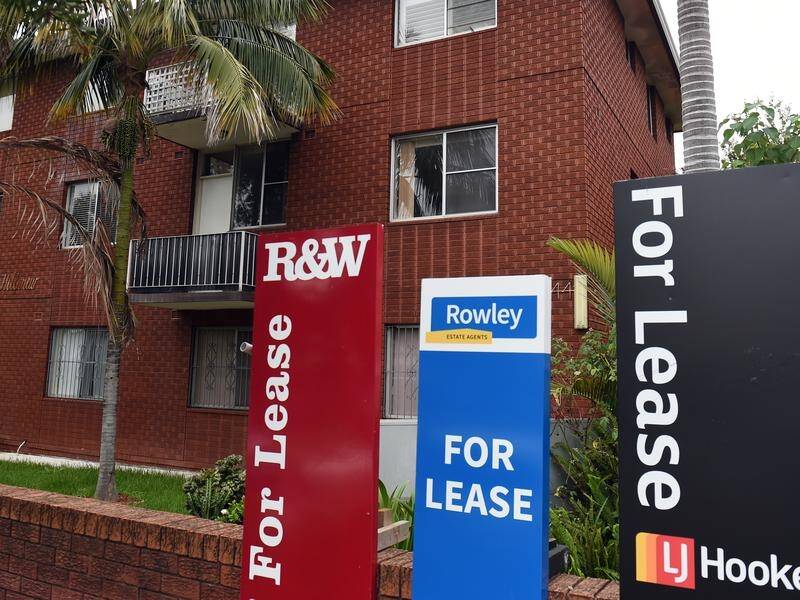 SA landlords who reduce rent for tenants financially affected by coronavirus will receive $1000 .