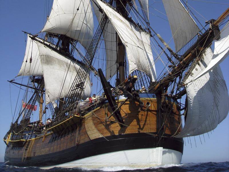 A shipwreck found at the bottom of a US harbour is looking increasingly likely to be the Endeavour.
