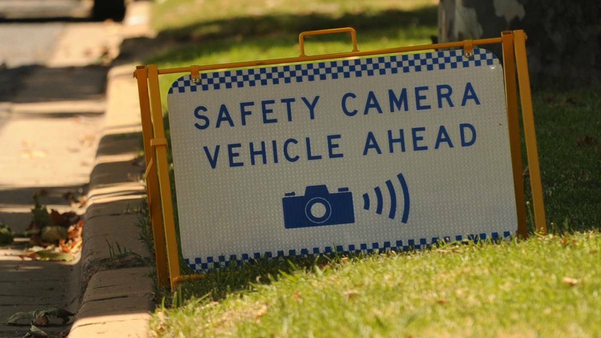 Decision to cut speed camera warnings criticised